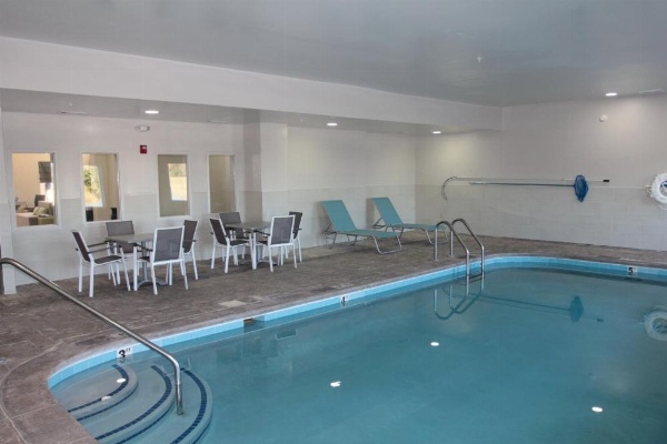Holiday Inn Express & Suites Sweetwater image 13