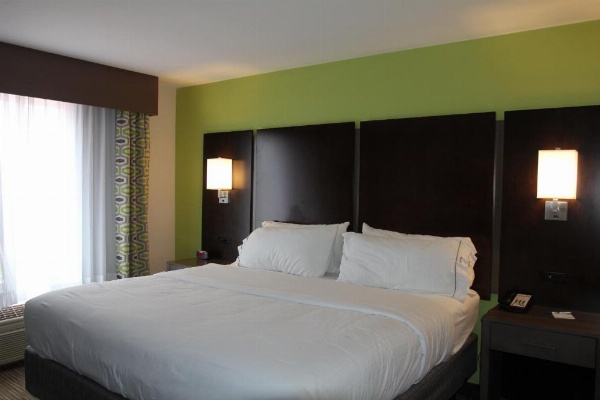 Holiday Inn Express & Suites Sweetwater image 26